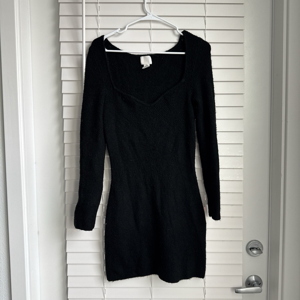 H&M Chic Black Long Sleeve Sweater Dress